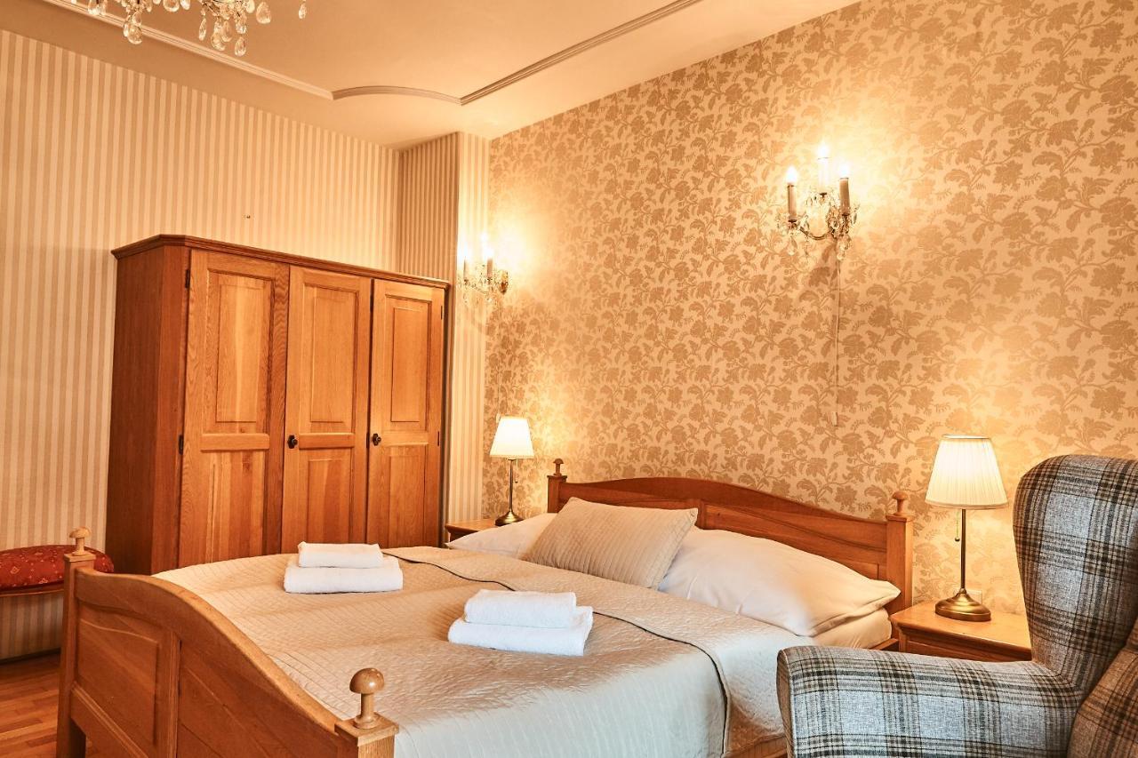 Salamander Hotel บันสกา ชีอาว์นีซา ภายนอก รูปภาพ
