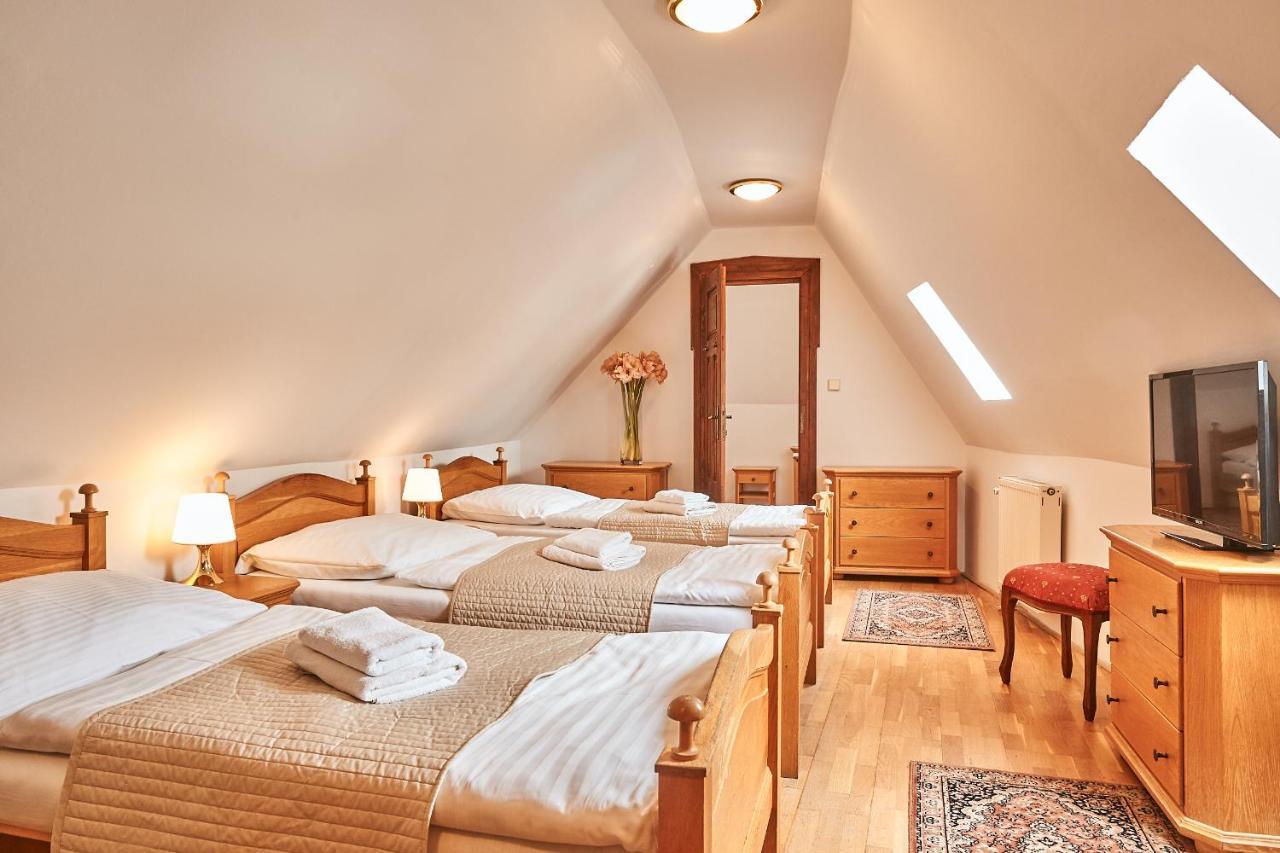 Salamander Hotel บันสกา ชีอาว์นีซา ภายนอก รูปภาพ
